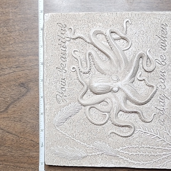 Octopus Concrete Tile/Wall Hanging - Picture 8 of 9